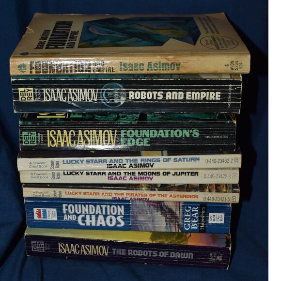 Vintage Lot of 9 Isaac Asimov Paperback Books Sci-Fi Starr Foundation Robots - Picture 1 of 2